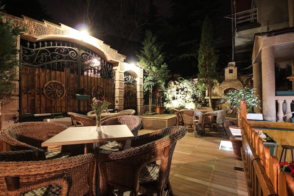 Hotel Villa Ragusa Skopje Extérieur photo